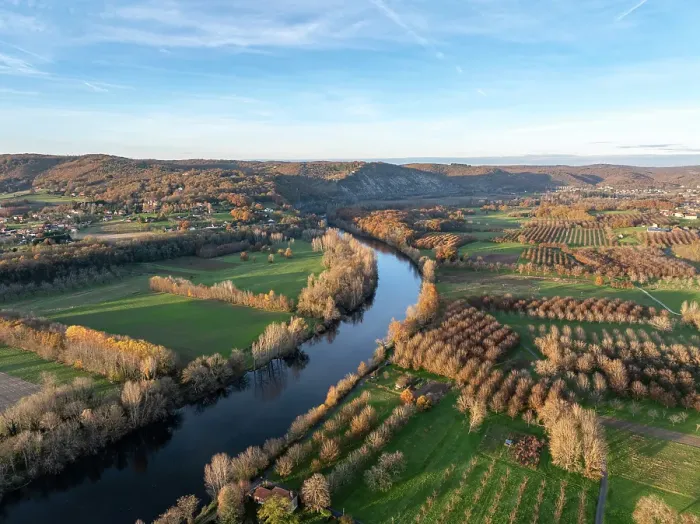 Framed Print : Aerial view of the Dordogne river, Souillac, Lot, Occitanie, France Framed Print : Aerial view of the Dordogne river, Souillac, Lot, Occitanie, France