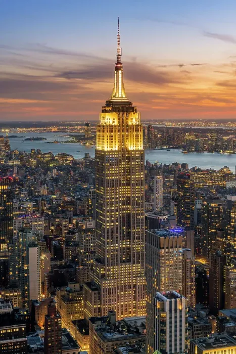 Framed Print : Aerial view of the Empire State Building at sunset, Manhattan, New York, USA Framed Print : Aerial view of the Empire State Building at sunset, Manhattan, New York, USA