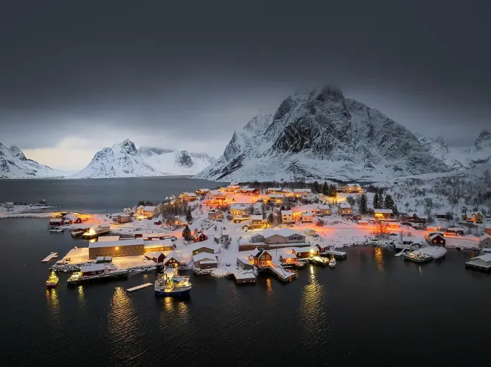 Framed Print : Aerial view of the fisherman's vilalge of Reine, Lofoten islands, Norway Framed Print : Aerial view of the fisherman's vilalge of Reine, Lofoten islands, Norway