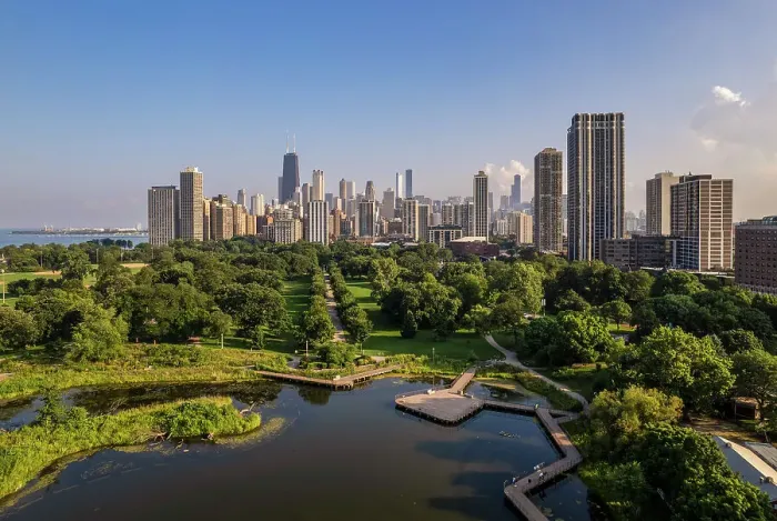 Framed Print : Aerial view of Lincoln Park and downtown skyline, Chicago, Illinois, USA