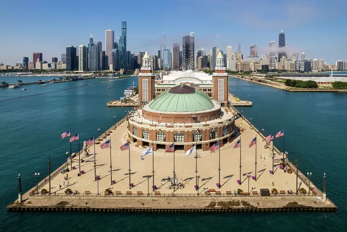 Framed Print : Aerial view of Navy Pier and downtown skyline, Chicago, Illinois, USA Framed Print : Aerial view of Navy Pier and downtown skyline, Chicago, Illinois, USA