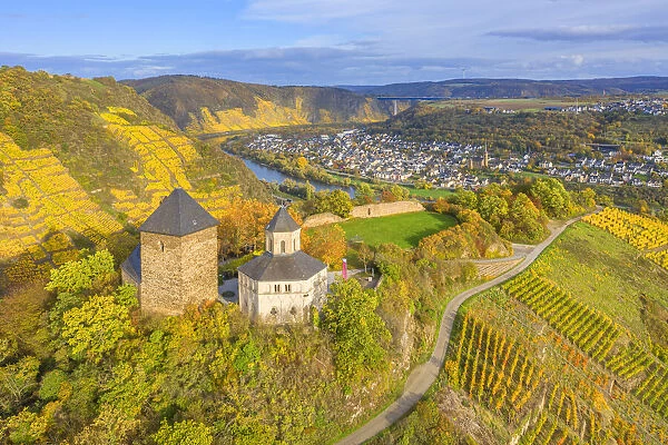 Aerial view at the Oberburg and Matthias chapelle, Kobern-Gondorf, Mosel valley
