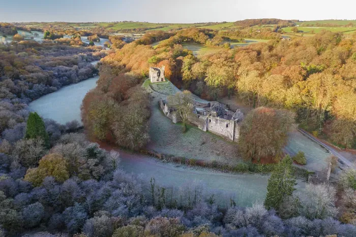Framed Print : Aerial view of Okehampton Castle on a frosty autumnal morning, Okehampton, Devon, England. Autumn (November) 2021 Framed Print : Aerial view of Okehampton Castle on a frosty autumnal morning, Okehampton, Devon, England. Autumn (November) 2021