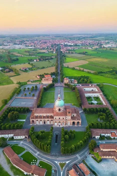 Framed Print : Aerial view of the Santuario di Santa Maria del Fonte presso Caravaggio at sunset. Caravaggio, Bergamo district, Lombardy, Italy Framed Print : Aerial view of the Santuario di Santa Maria del Fonte presso Caravaggio at sunset. Caravaggio, Bergamo district, Lombardy, Italy