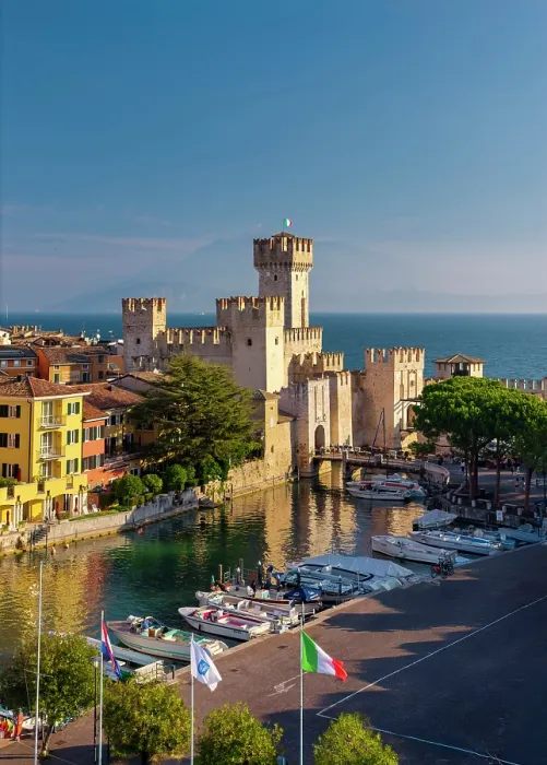 Framed Print : Aerial View over Scaliger Castle, Sirmione, Lake Garda, Brescia province, Lombardy, Italy Framed Print : Aerial View over Scaliger Castle, Sirmione, Lake Garda, Brescia province, Lombardy, Italy