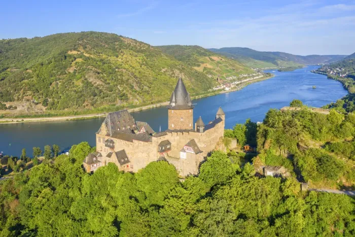 Framed Print : Aerial view at Stahleck castle with river Rhine at Bacharach, Rhine valley Framed Print : Aerial view at Stahleck castle with river Rhine at Bacharach, Rhine valley