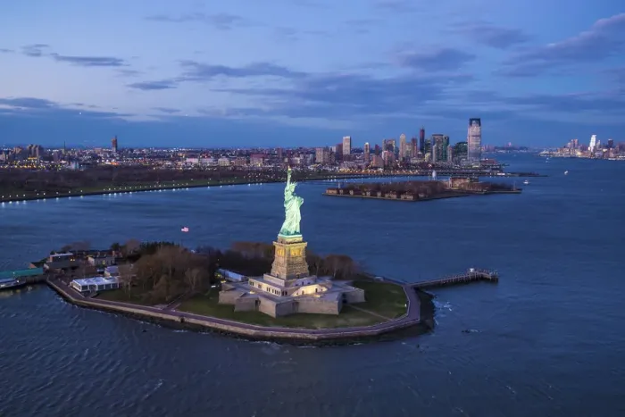 Framed Print : Aerial view over the Statue of Liberty, Manhattan, New York City, USA Framed Print : Aerial view over the Statue of Liberty, Manhattan, New York City, USA
