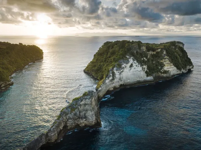 Framed Print : Aerial View of Sunrise over Batupadasan, Klungkung, Nusa Penida, Bali, Indonesia Framed Print : Aerial View of Sunrise over Batupadasan, Klungkung, Nusa Penida, Bali, Indonesia