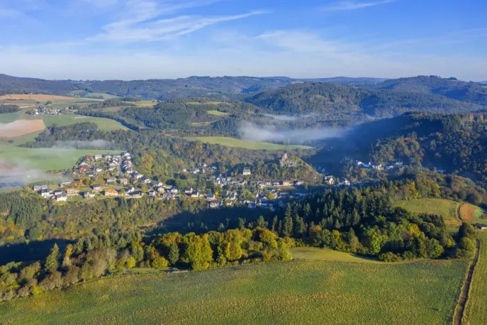 Framed Print : Aerial view on Virneburg with castle ruin, Eifel, Rhineland-Palatinate, Germany