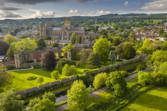Framed Print : Aerial view of Wells Cathedral and Bishops Palace, Wells, Somerset, England Framed Print : Aerial view of Wells Cathedral and Bishops Palace, Wells, Somerset, England