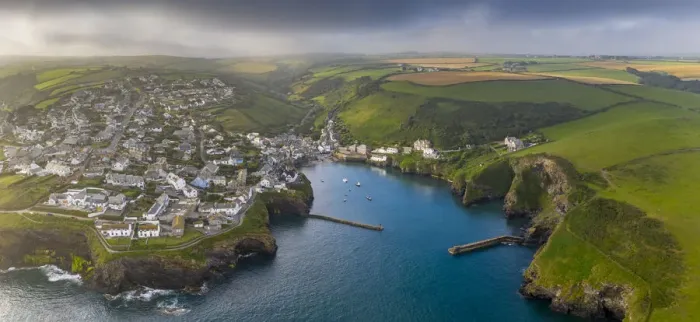 Framed Print : Aerial vista of Port Isaac on the North coast of Cornwall, England. Summer (August) 2020