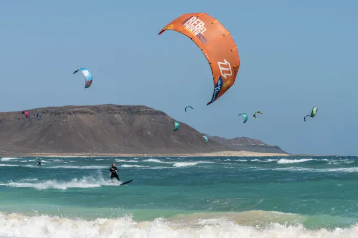 Framed Print : africa, Cape Verde, Sal. Kitesurfing