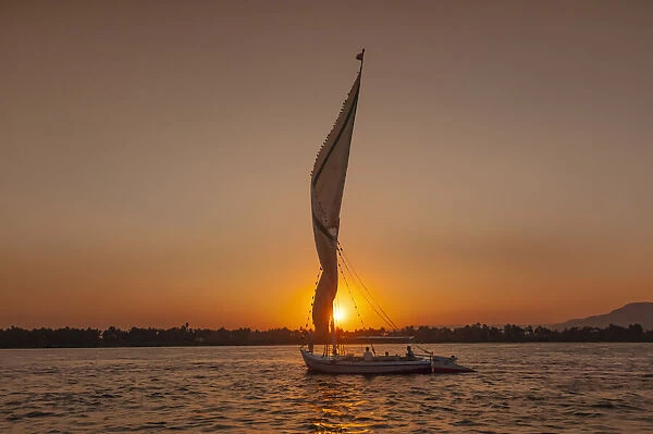 Africa, Middle East, Egypt, Luxor, sunset on Nile river