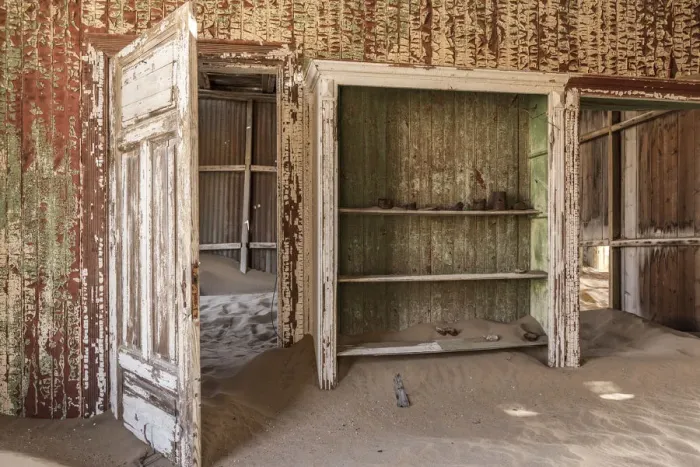 Framed Print : Africa, Namibia, Kolmanskop. Ghost diamond town Framed Print : Africa, Namibia, Kolmanskop. Ghost diamond town