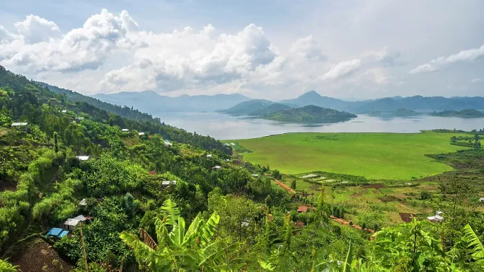 Framed Print : africa, Rwanda, Ruhondo Lake. View over the lake and the surrounding village Framed Print : africa, Rwanda, Ruhondo Lake. View over the lake and the surrounding village