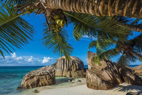 Africa, Seychelles, La Digue. Anse Patates beach with its beautiful granite rocks