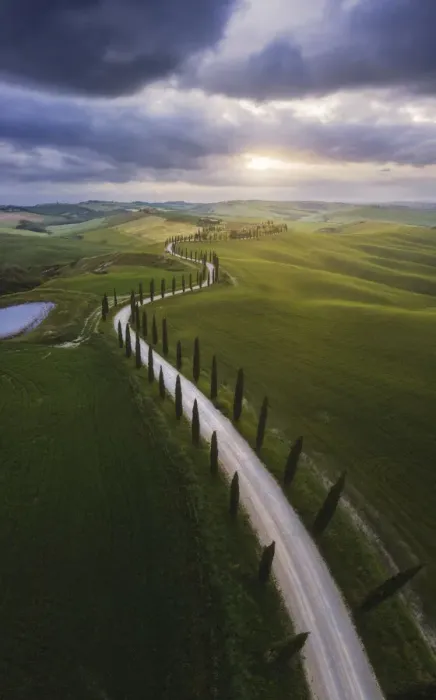 Framed Print : Agriturismo Baccoleno and its cypress road during a spring, Crete Senesi, Tuscany, Italy Framed Print : Agriturismo Baccoleno and its cypress road during a spring, Crete Senesi, Tuscany, Italy