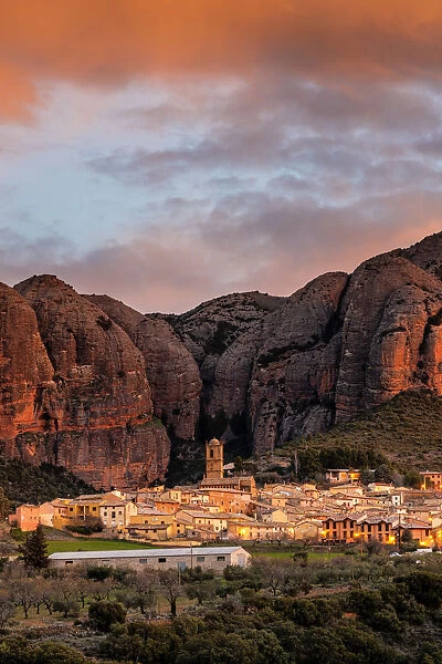 Aguero village with Mallets of Aguero at sunrise. Aguero, province of Huesca, Aragon