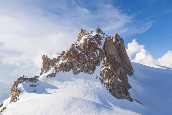 Framed Print : The Aiguille Du Midi from Les Cosmiques refuge. Chamonix, Alps, France, Europe Framed Print : The Aiguille Du Midi from Les Cosmiques refuge. Chamonix, Alps, France, Europe
