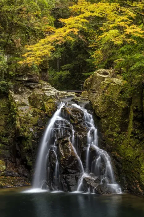 Framed Print : Akame Shijuhachi Waterfall in Autumn, Mie Prefecture, Japan Framed Print : Akame Shijuhachi Waterfall in Autumn, Mie Prefecture, Japan