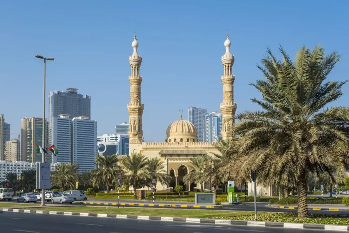 Framed Print : Al Taqwa Mosque, Sharjah, United Arab Emirates Framed Print : Al Taqwa Mosque, Sharjah, United Arab Emirates