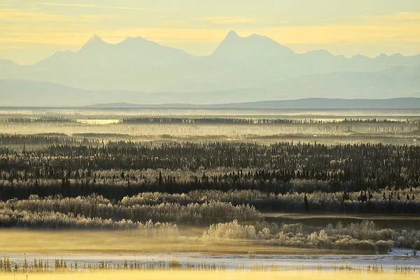 Alaska Range near Fairbanks, Alaska, USA