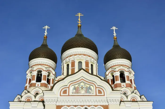 Framed Print : Alexander Nevsky Cathedral, dating back to the 19th century, in Toompea Hill Framed Print : Alexander Nevsky Cathedral, dating back to the 19th century, in Toompea Hill
