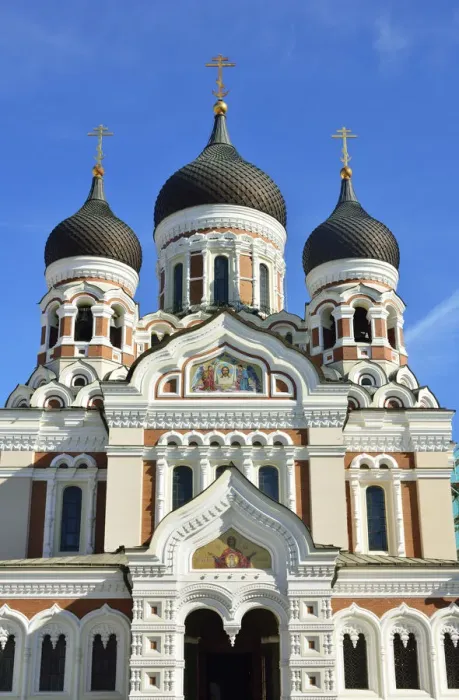 Framed Print : Alexander Nevsky Cathedral, dating back to the 19th century, in Toompea Hill Framed Print : Alexander Nevsky Cathedral, dating back to the 19th century, in Toompea Hill