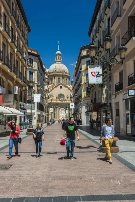 Framed Print : Alfonso I pedestrian street with Basilica de Nuestra Senora del Pilar church behind Framed Print : Alfonso I pedestrian street with Basilica de Nuestra Senora del Pilar church behind
