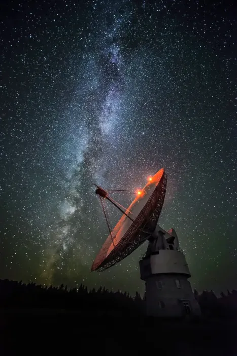 Framed Print : The Algonquin Radio Observatory and the starry night sky in Algonquin Provincial Park, Ontario, Canada Framed Print : The Algonquin Radio Observatory and the starry night sky in Algonquin Provincial Park, Ontario, Canada