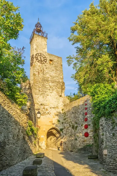 Framed Print : Alley in the medievial town of Vaison-la-Romaine, Vaison-La-Romaine, Vaucluse, Provence-Alpes-Cotes d'Azur, France Framed Print : Alley in the medievial town of Vaison-la-Romaine, Vaison-La-Romaine, Vaucluse, Provence-Alpes-Cotes d'Azur, France