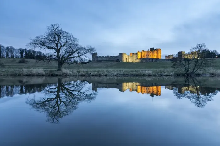 Framed Print : Alnwick Castle and the River Aln, Northumberland, England