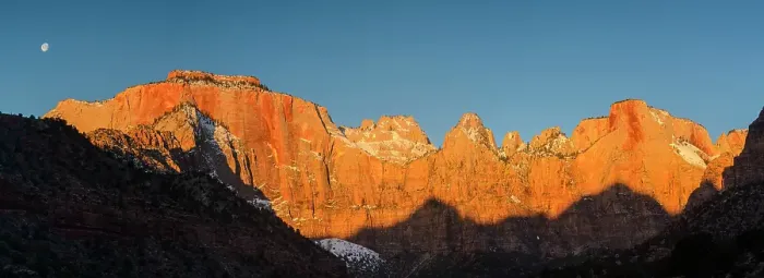 Framed Print : Alpenglow in Zion Canyon-Towers of the Virgin, Zion National Park, Utah, USA Framed Print : Alpenglow in Zion Canyon-Towers of the Virgin, Zion National Park, Utah, USA