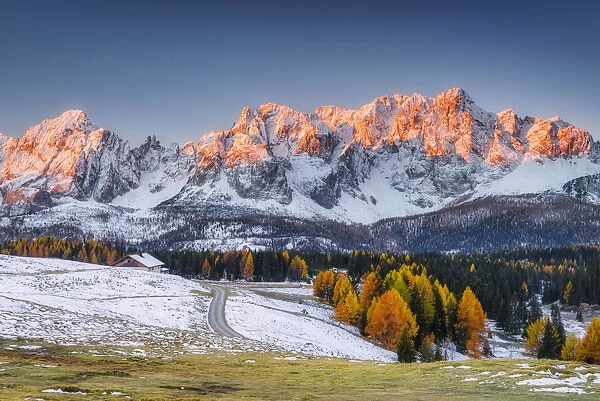 Alpine pasture Nemes against Sextner Dolomites, Dolomites, South Tyrol, Alto Adige