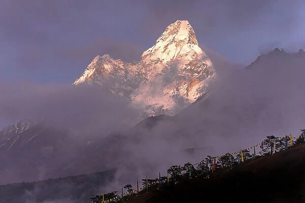 Ama Dablam (6, 812m) from Tengboche, Solukhumbu, Nepal