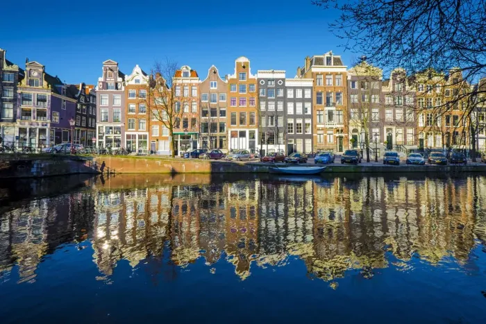 Framed Print : Amsterdam, Netherlands, Europe. Traditional old buildings reflected in the canal Framed Print : Amsterdam, Netherlands, Europe. Traditional old buildings reflected in the canal