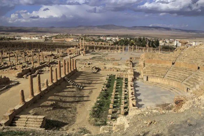 Framed Print : Ancient Roman city (2-3rd centuries), Timgad, Batna Province, Algeria Framed Print : Ancient Roman city (2-3rd centuries), Timgad, Batna Province, Algeria