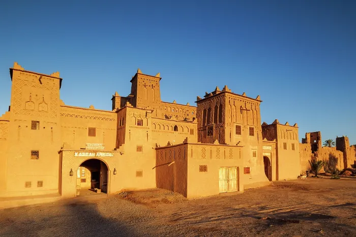Framed Print : Ancient walled Kasbah Amridil, Skoura, Ouarzazate, Morocco Framed Print : Ancient walled Kasbah Amridil, Skoura, Ouarzazate, Morocco