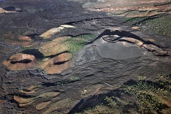 Andrews volcano is one of the numerous volcanic craters dotting the volcanic ridge, known as The Barrier, that separated the Suguta Valley from Lake Turkana several million years ago. The last eruption took place just over 100 years ago
