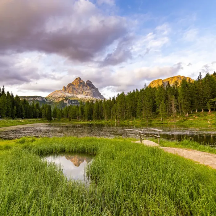 Framed Print : Antorno Lake in the italian dolomites alps, Italy. Tre Cime di Lavaredo reflecting Framed Print : Antorno Lake in the italian dolomites alps, Italy. Tre Cime di Lavaredo reflecting