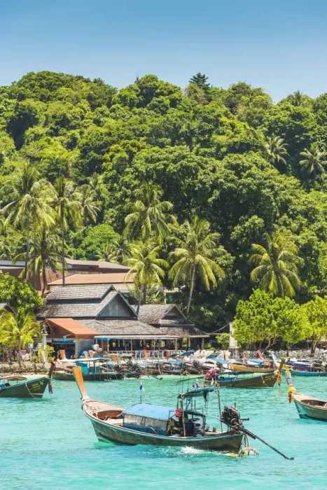 Framed Print : Ao Ton Sai Beach, Ko Phi Phi Don, Krabi Province, Thailand Framed Print : Ao Ton Sai Beach, Ko Phi Phi Don, Krabi Province, Thailand