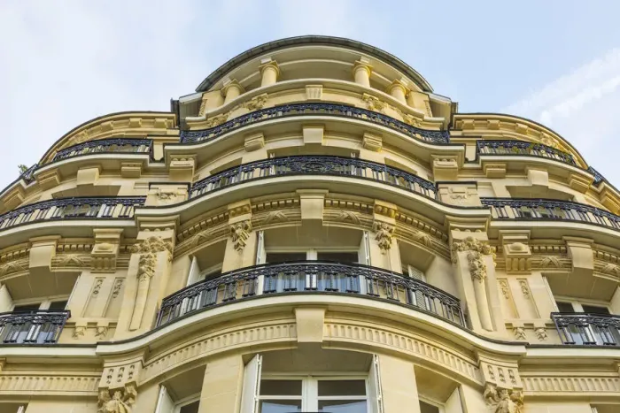 Framed Print : Apartment building, 7th arrondissement, Paris, France Framed Print : Apartment building, 7th arrondissement, Paris, France