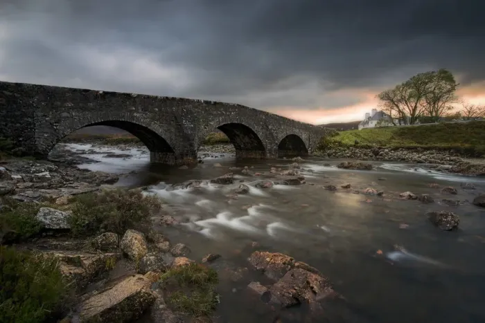 Framed Print : Three arched bridge over river and Glen Sligachan, Isle of Skye, Scotland, Europe Framed Print : Three arched bridge over river and Glen Sligachan, Isle of Skye, Scotland, Europe