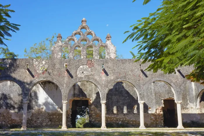 Framed Print : Arches of the Hacienda Mucuyche, Merida, Yucatan, Mexico. Remains of an 18th century hacienda and plantation, with vegetation trails and cenotes Framed Print : Arches of the Hacienda Mucuyche, Merida, Yucatan, Mexico. Remains of an 18th century hacienda and plantation, with vegetation trails and cenotes