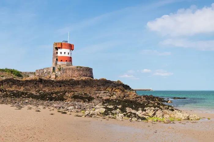 Framed Print : Archirondel Tower, a coastal tower built in 1792, Jersey, Channel Islands Framed Print : Archirondel Tower, a coastal tower built in 1792, Jersey, Channel Islands