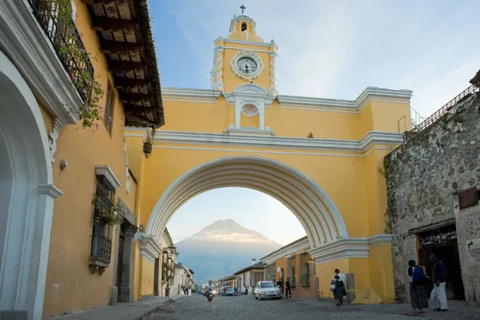 Framed Print : Arco de Santa Catalina and Vulcan de Agua, La Antigua Guatemala (Unesco Site), Guatemala Framed Print : Arco de Santa Catalina and Vulcan de Agua, La Antigua Guatemala (Unesco Site), Guatemala