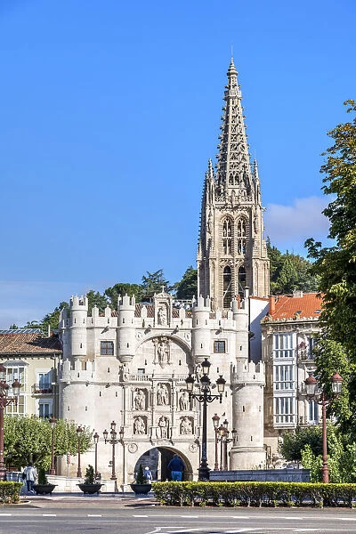 Arco de Santa Maria medieval gate, Burgos, Castile and Leon, Spain