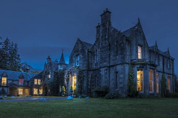 Ardanaiseig Castle Hotel in the evening, Kilchrenan, Aryll and Bute, Scotland