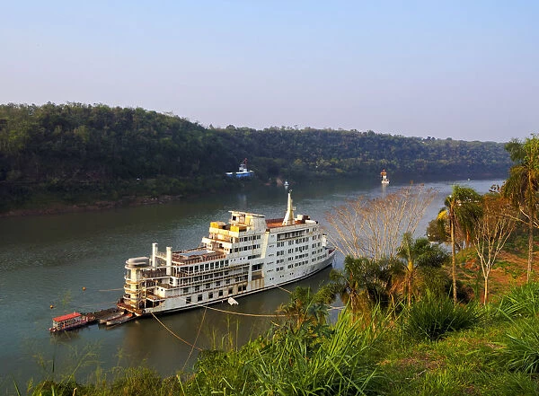Argentina, Misiones, Puerto Iguazu, View of the River Iguazu