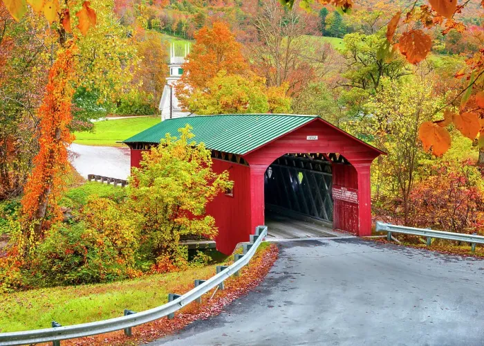 Framed Print : Arlington Covered Bridge, Arlington, Vermont, New England, USA Framed Print : Arlington Covered Bridge, Arlington, Vermont, New England, USA